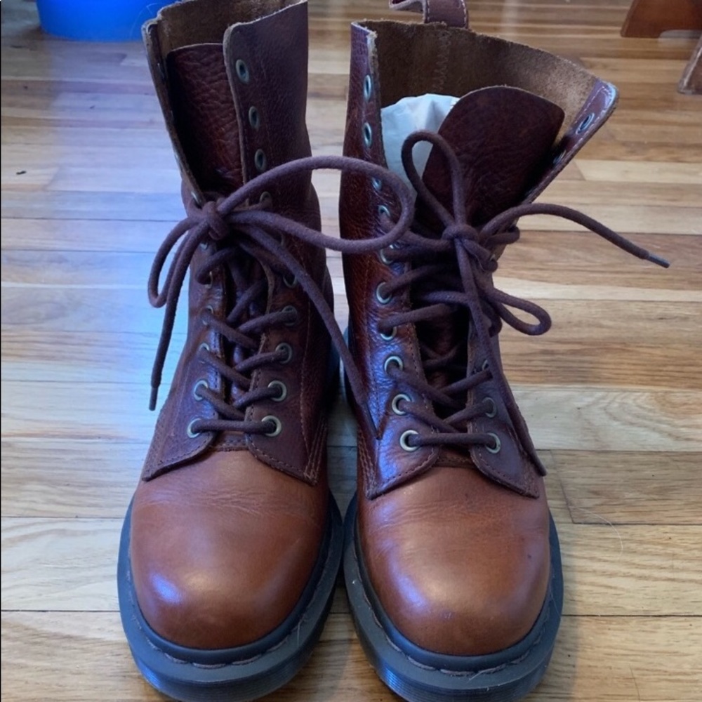 Dr. Martens Airwair size 8